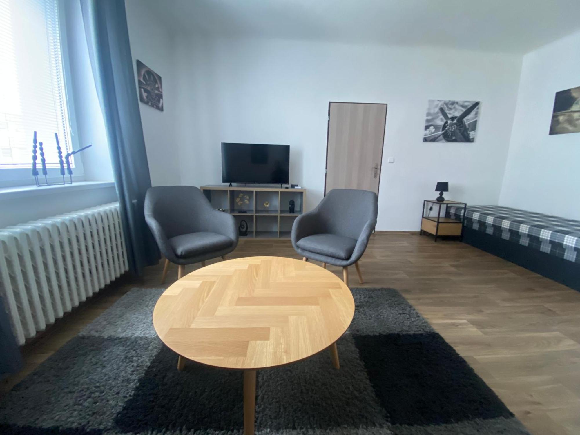 Cerna Ruze - Apartman 3 Плзень Екстер'єр фото